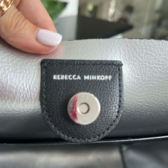 Rebecca Minkoff Genuine Leather Shoulder Tote Adjustable Snap Closure Spacious - Picture 11 of 12